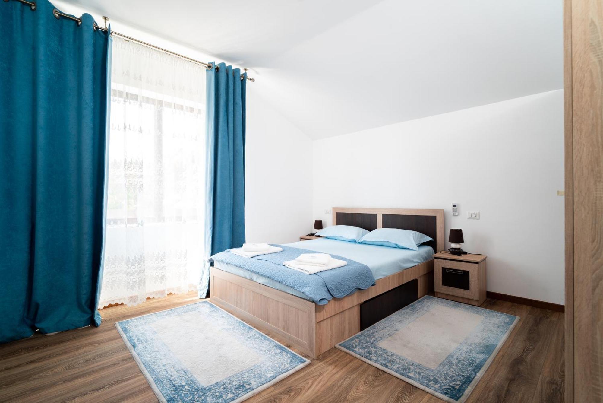 Gazde/Camere de închiriat Casa Amina *